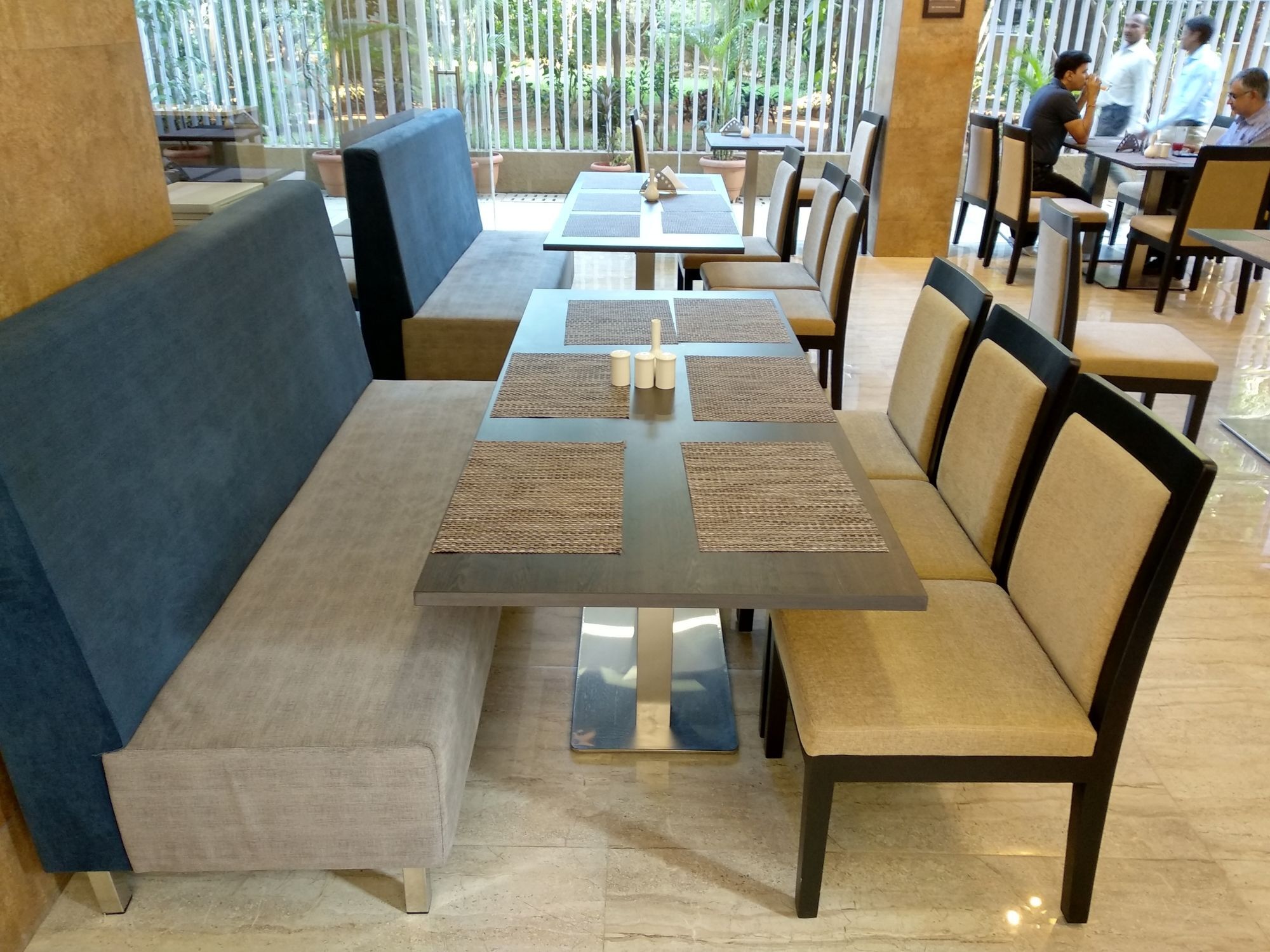 Hotel Mumbai House Andheri East, Mumbai Ngoại thất bức ảnh