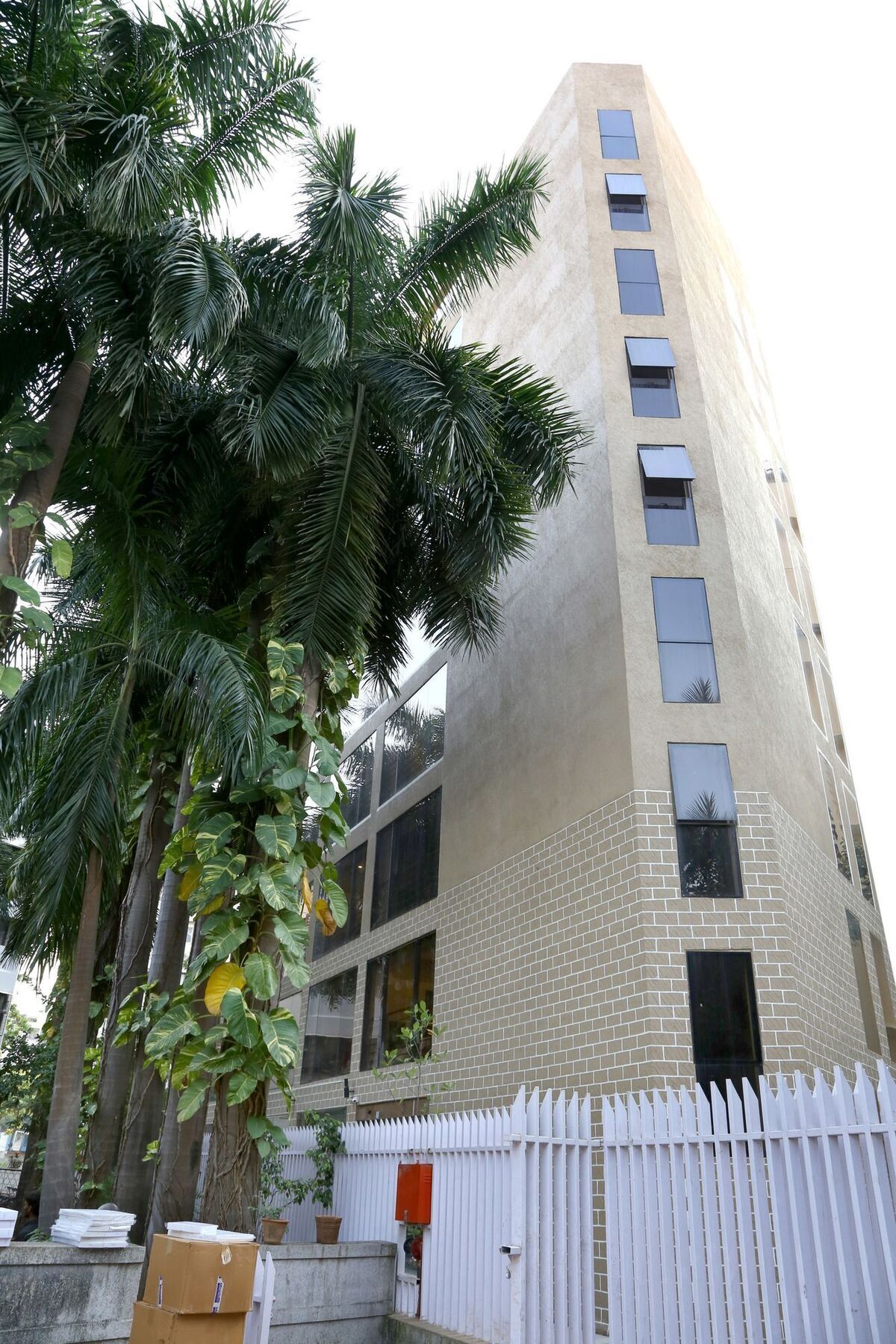 Hotel Mumbai House Andheri East, Mumbai Ngoại thất bức ảnh
