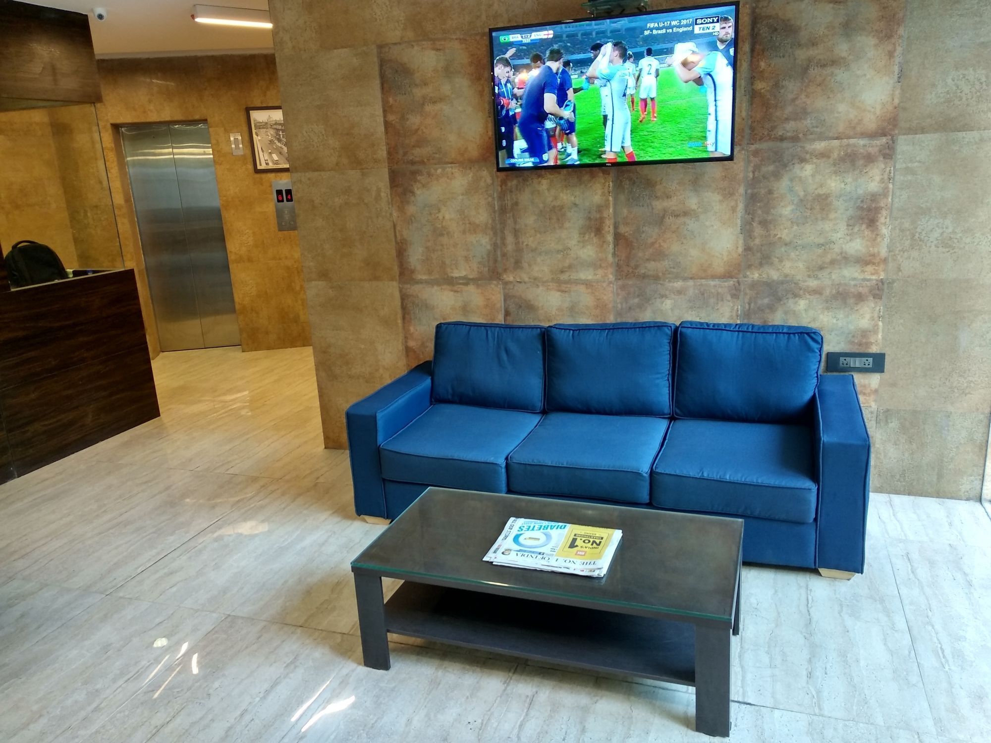 Hotel Mumbai House Andheri East, Mumbai Ngoại thất bức ảnh